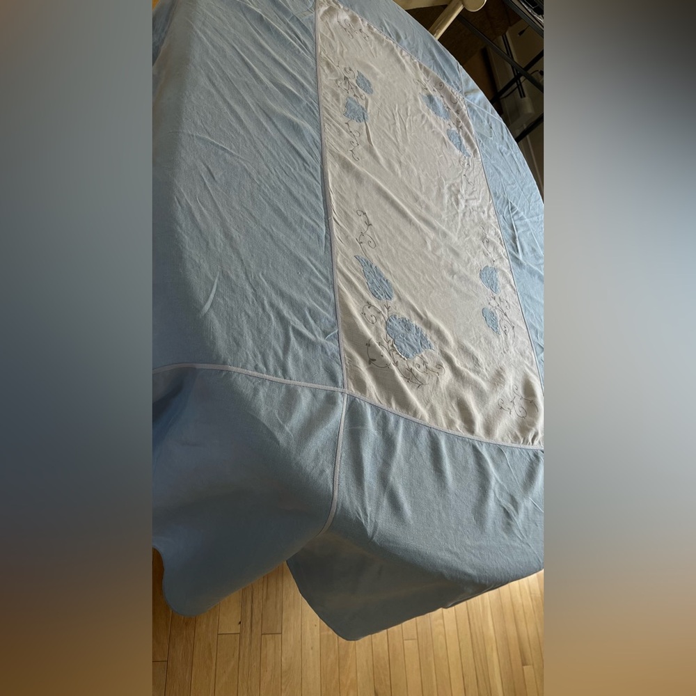 Table linen - blue and white